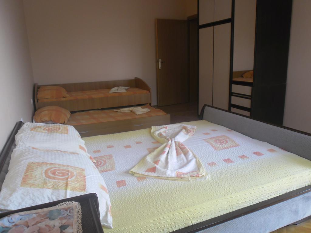 Apartments Golubic Sveti Petar  Zimmer foto