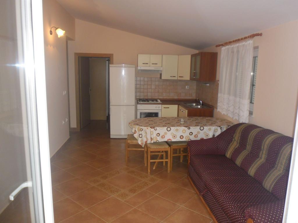 Apartments Golubic Sveti Petar  Zimmer foto